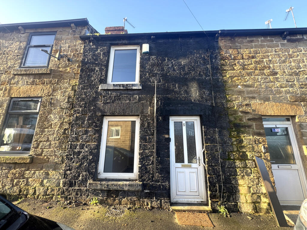 Main image of property: Elm Row, Hoyle Mill, Barnsley, S71