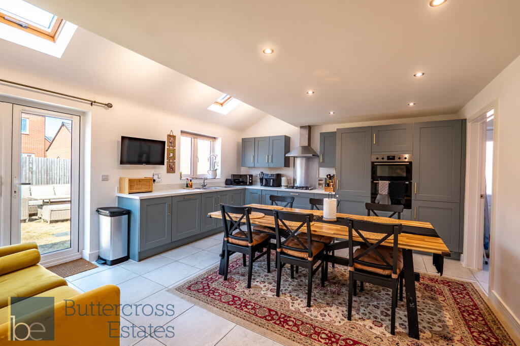 House in Newark, Middlebeck - View 5