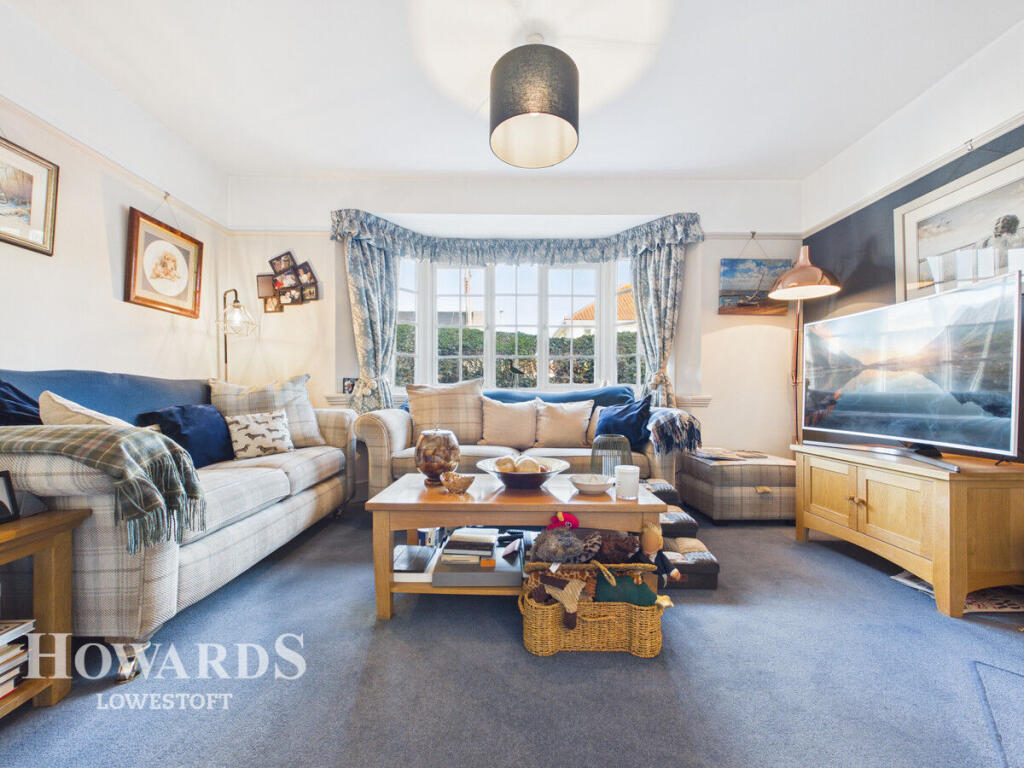 House in East Suffolk, Easton Bavents, Reydon - More