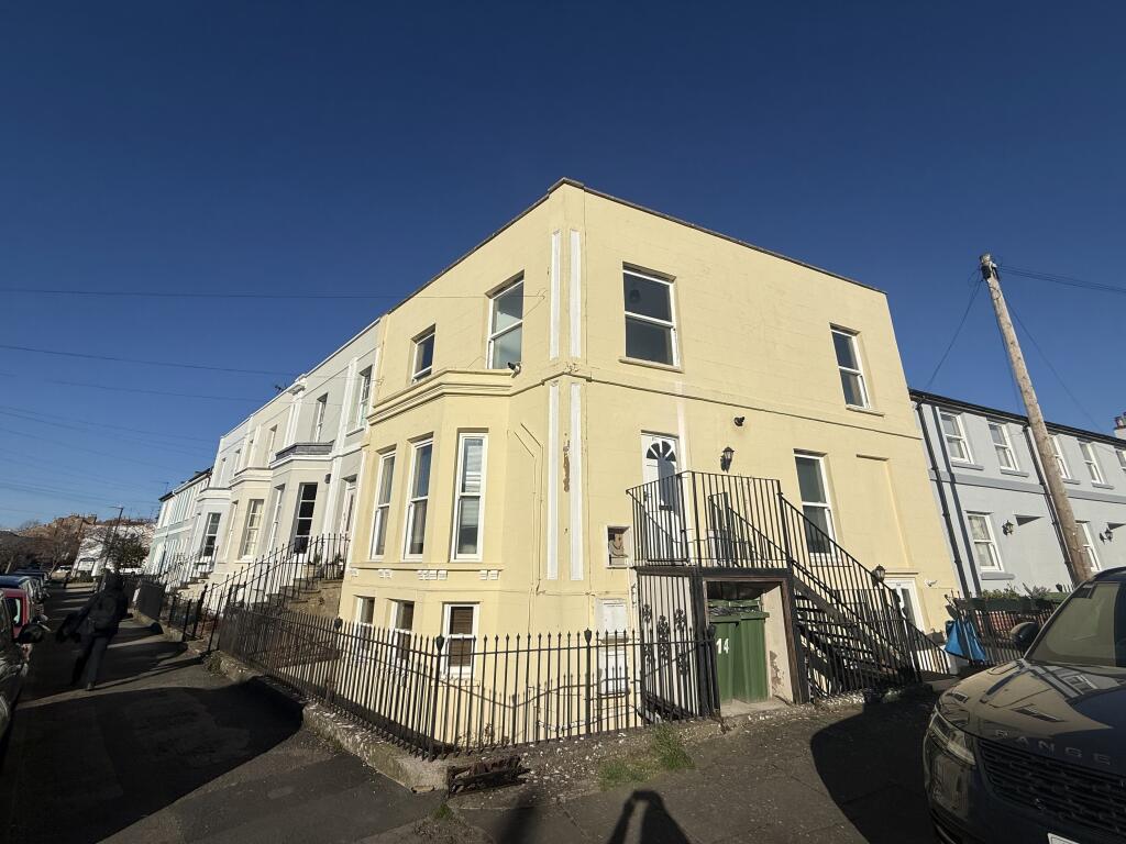 Main image of property: Gratton Road, GL50 2BS