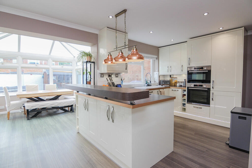House in Weston-super-Mare, North Worle - View 3
