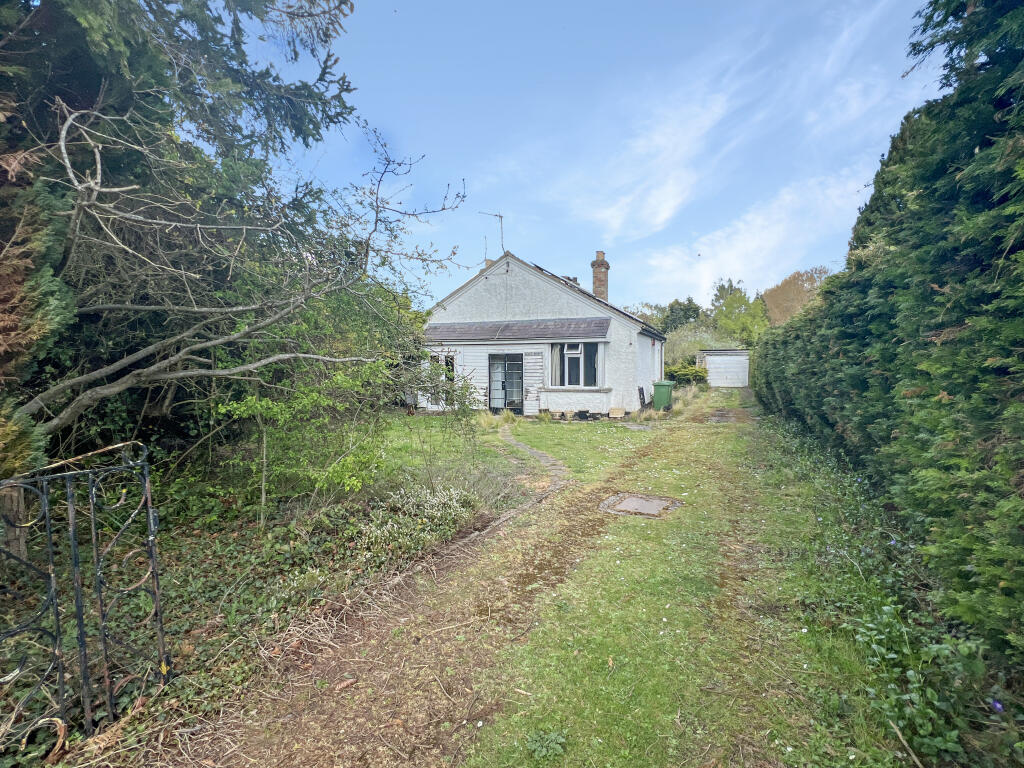 Main image of property: Button End, Harston