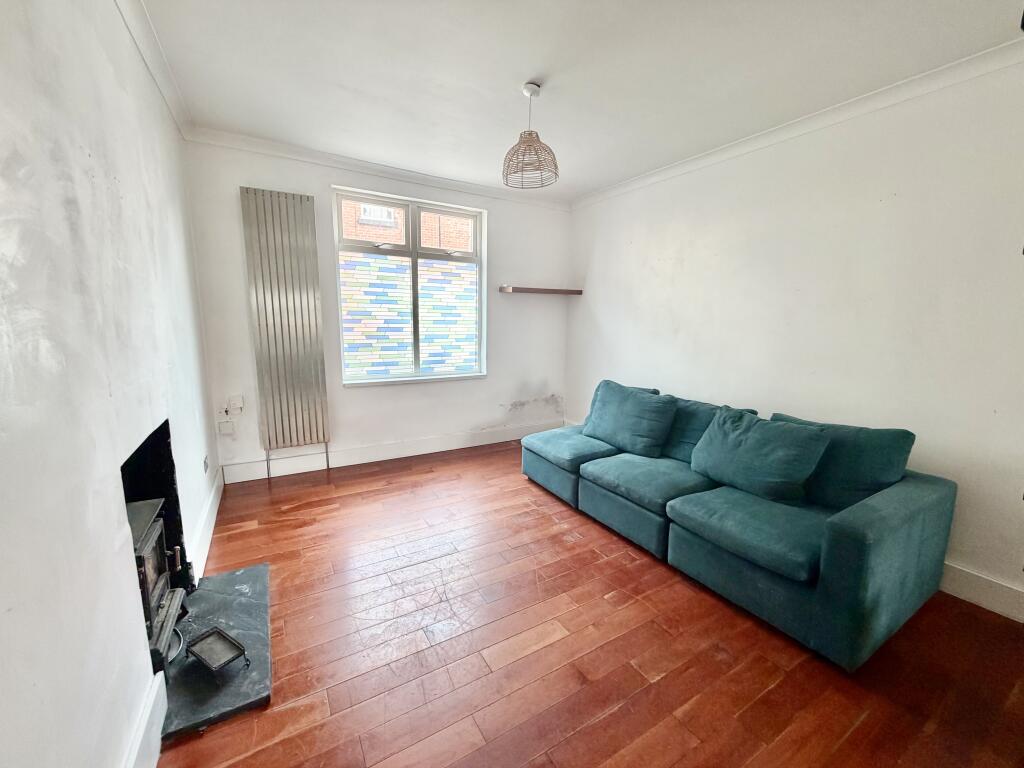 Hamilton Road, Sheffield, S5 - View 5