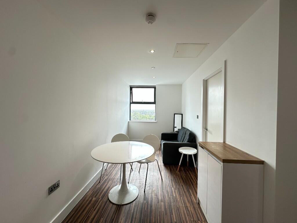 Main image of property: West Point,Chester Road, Manchester, Greater Manchester, M16 [REF:NcqHzw]