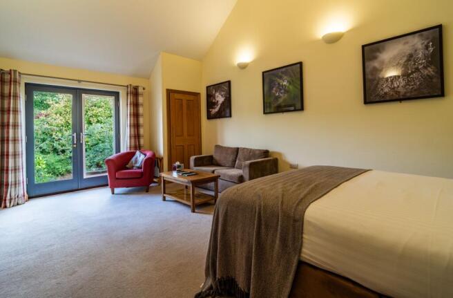 Bedroom (beside lounge/dining)