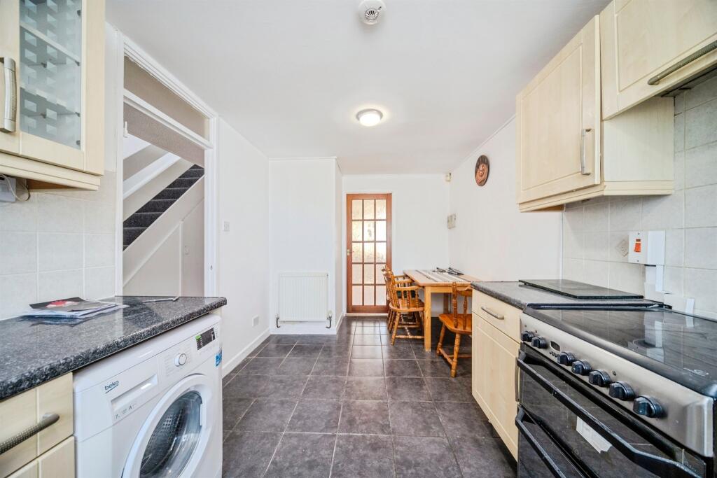 House in Milton Keynes, Bletchley and Fenny Stratford - View 5