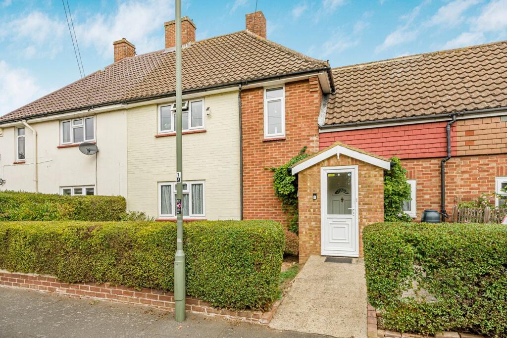 3-bed terraced on Charlton Lane, Shepperton, TW17, £500,000