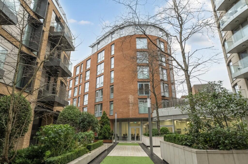 Main image of property: Plaza Gardens, London, SW15