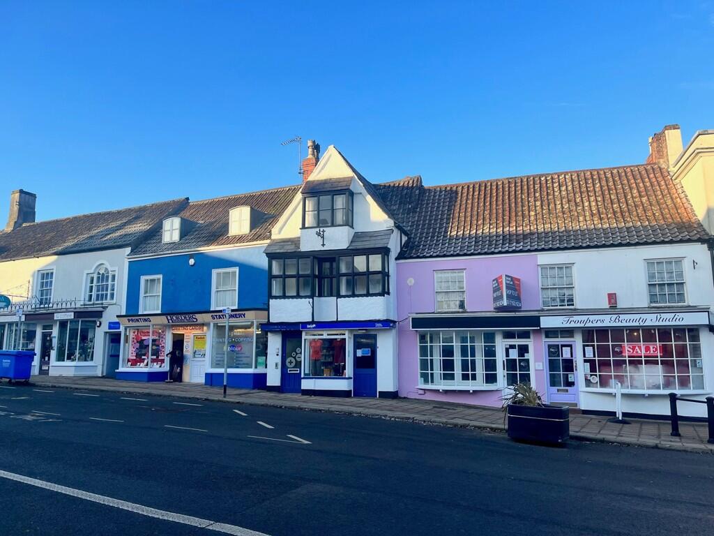 Main image of property: 20 High Street, Thornbury, Bristol, Gloucestershire, BS35