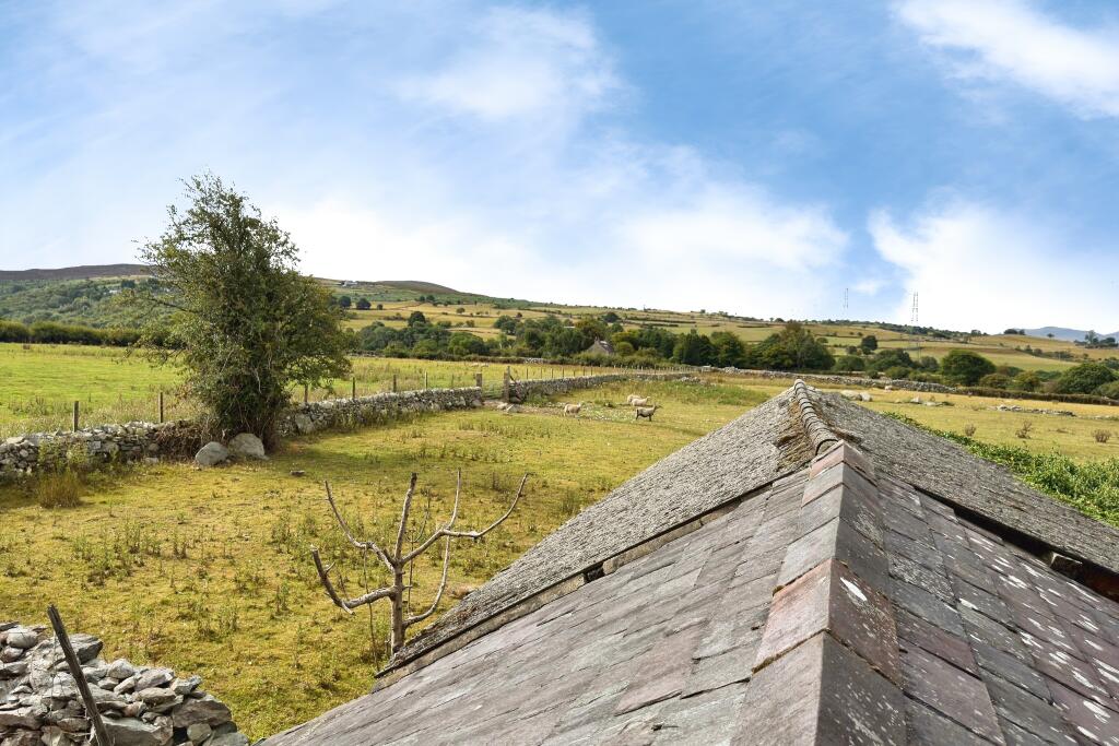 House in Llandudno - View 5