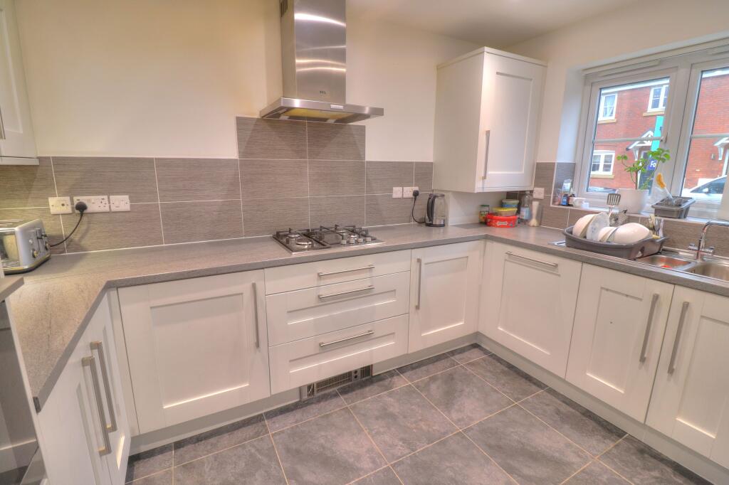 Perry Grove, Scraptoft, Leicester, LE7 photo 3