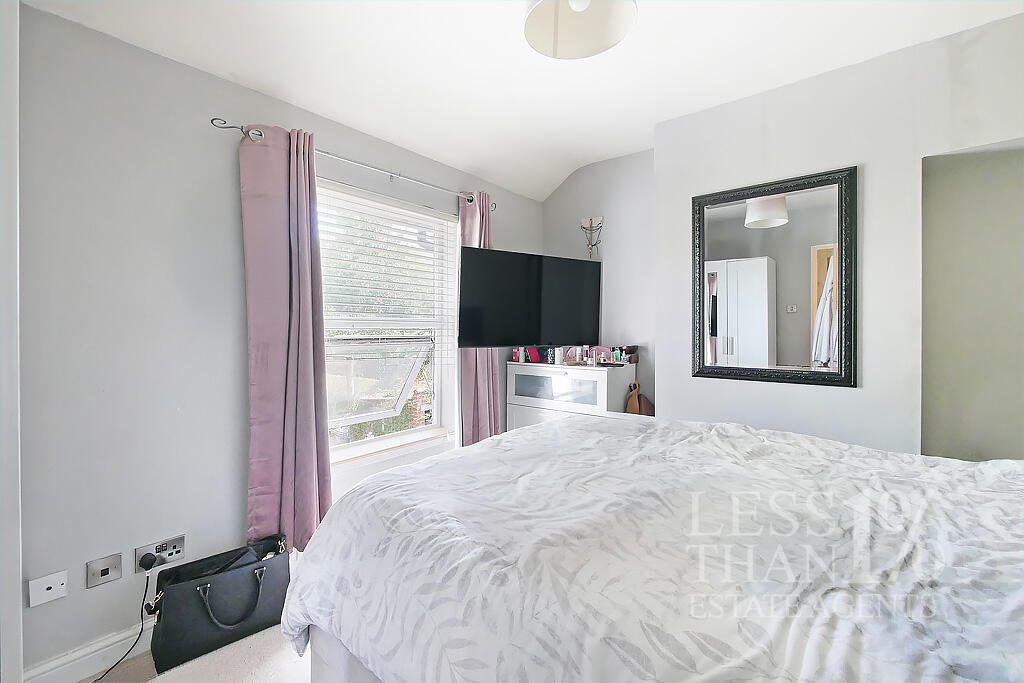 House in Bugbrooke - View 5