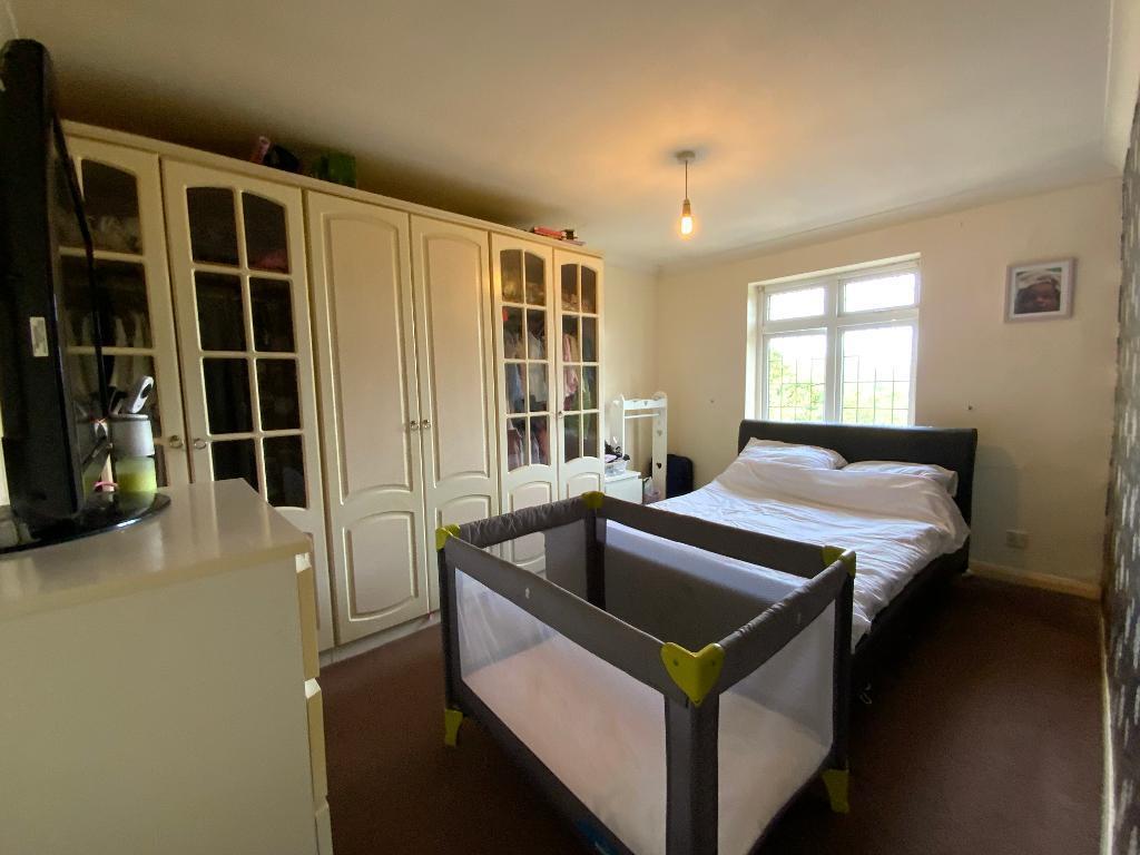 House in Romford - View 4
