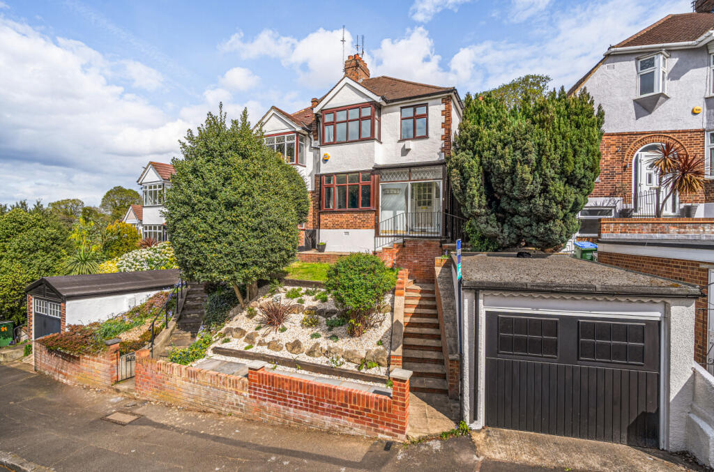 Main image of property: New Road, Abbey Wood, London, SE2