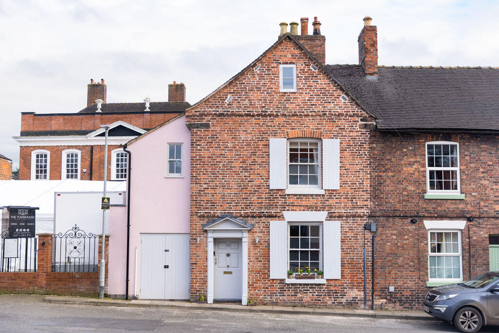 Main image of property: The Bath House, Mill Street, Nantwich