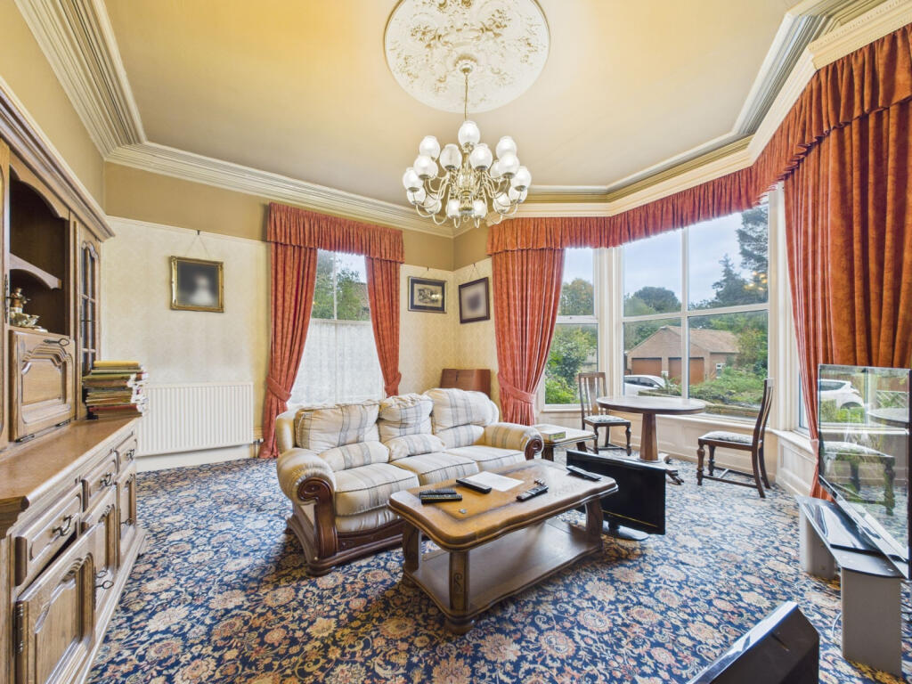 1 Beverley Road photo 4