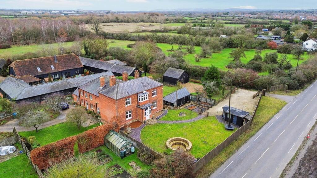 Main image of property: Aston Clinton