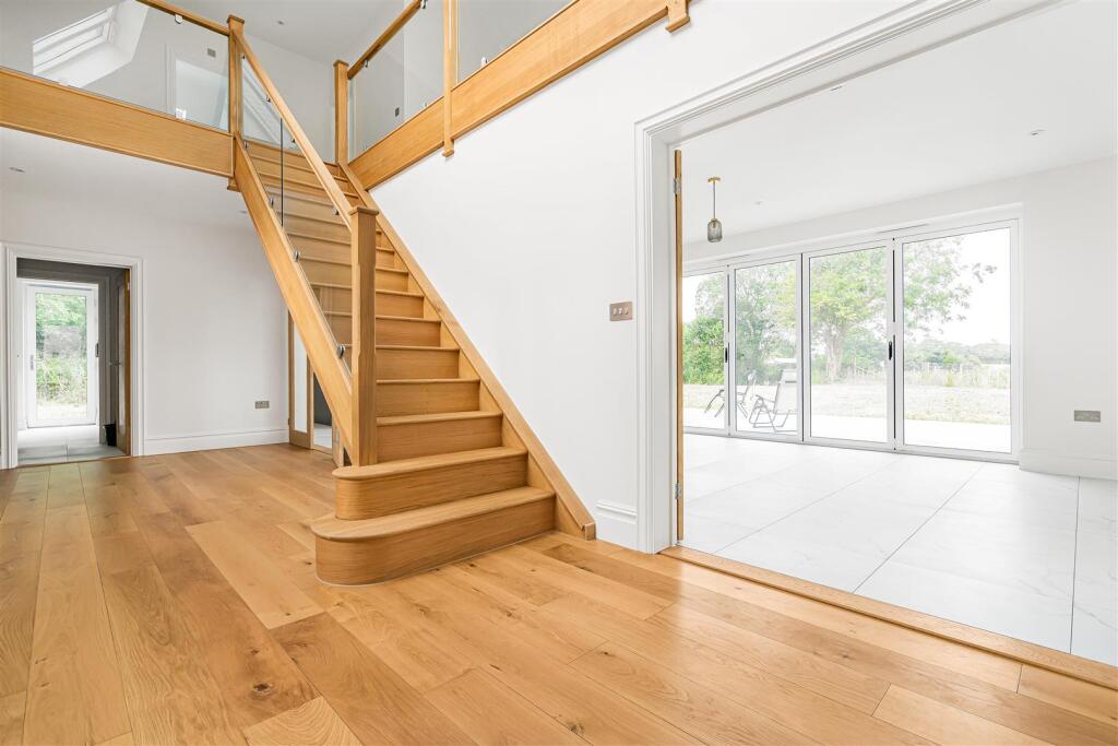 House in Stevenage - View 5