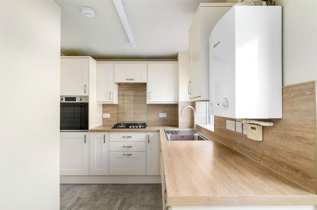 14, Normandie Close, Ludlow, Shropshire, SY8 photo 3