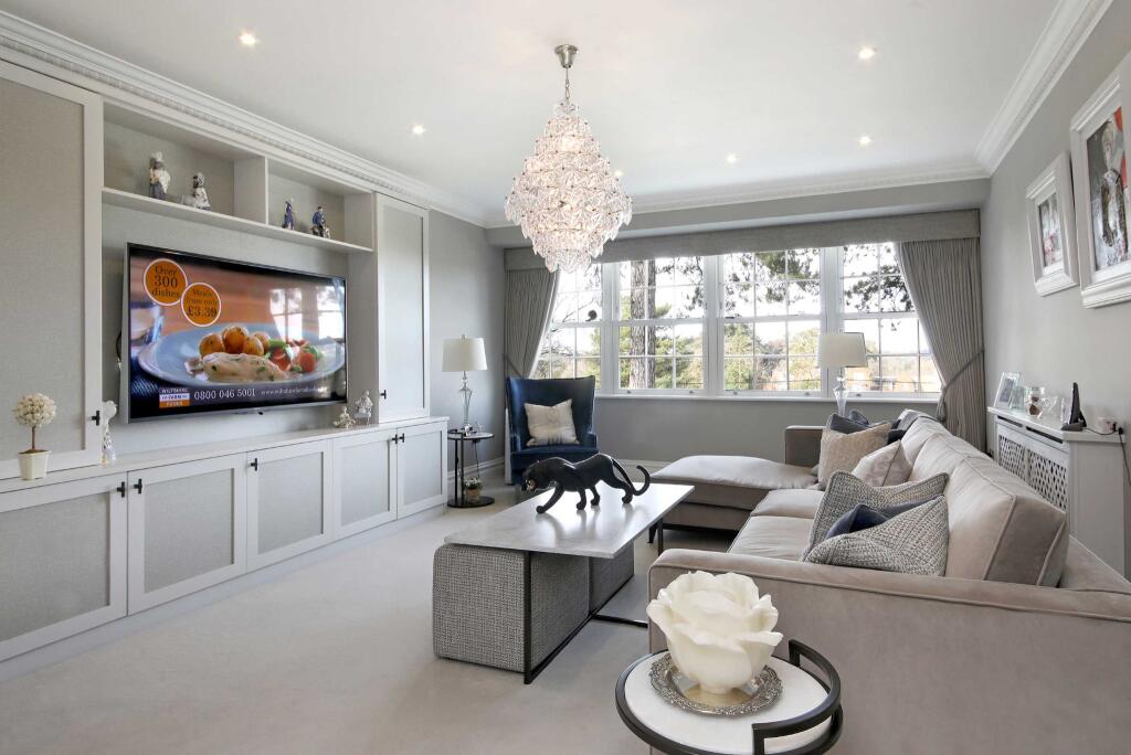 Apartment in Sunningdale, Windsor and Maidenhead - View 4