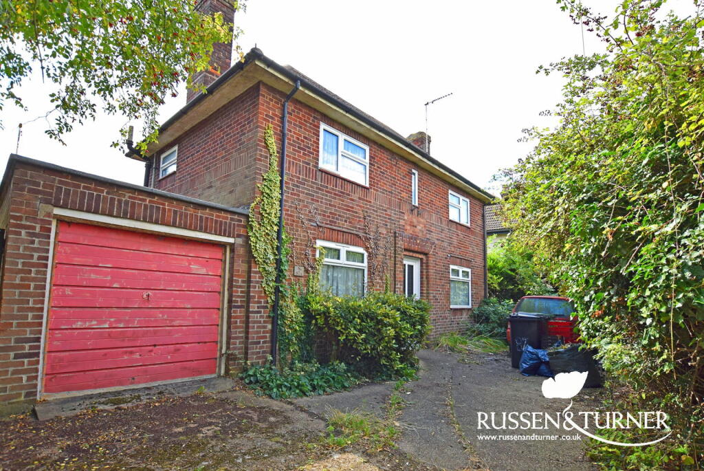 3-bed detached on Wisbech Road, King's Lynn, £265,000