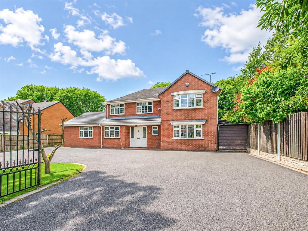 4-bed detached on Moorway Lane, Littleover, Derby, £550,000