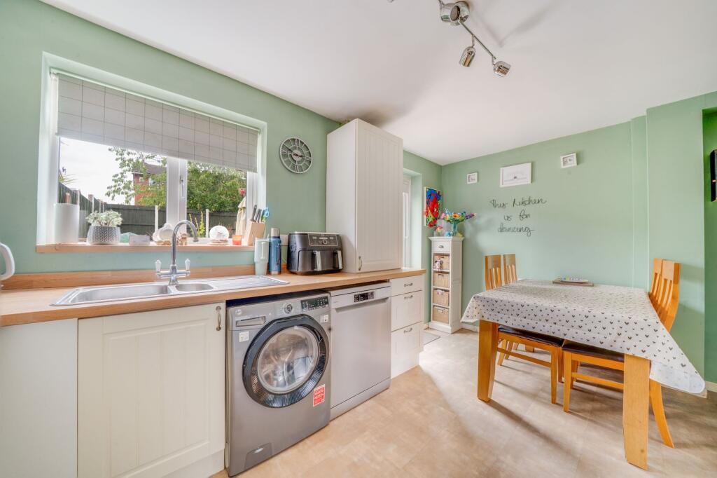 House in Telford - View 4