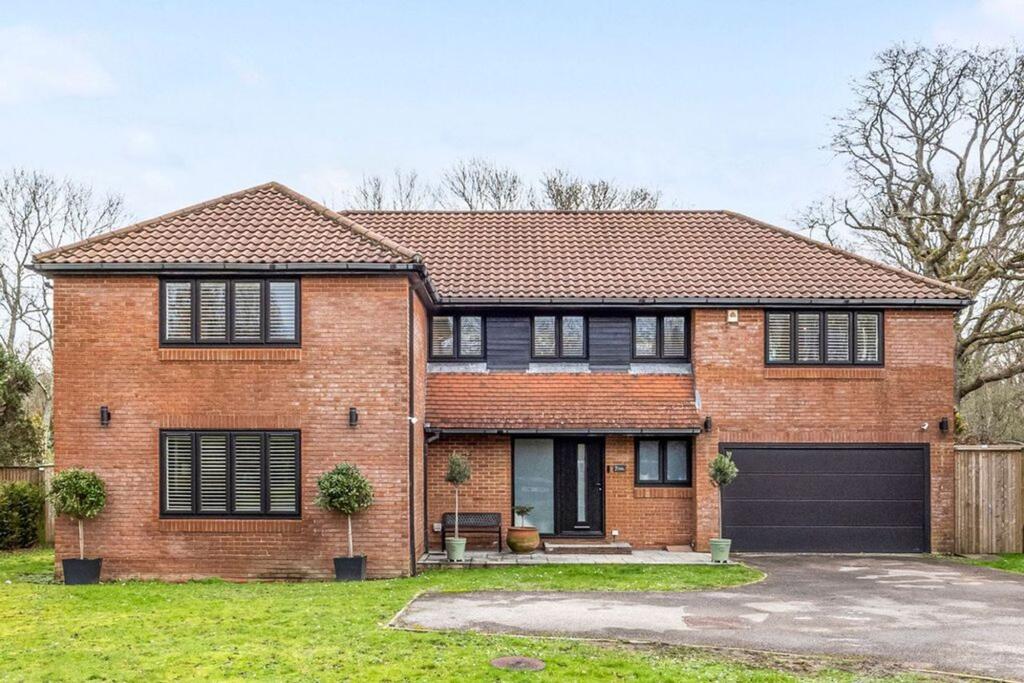 Main image of property: Silver Birches, Small Dole, BN5