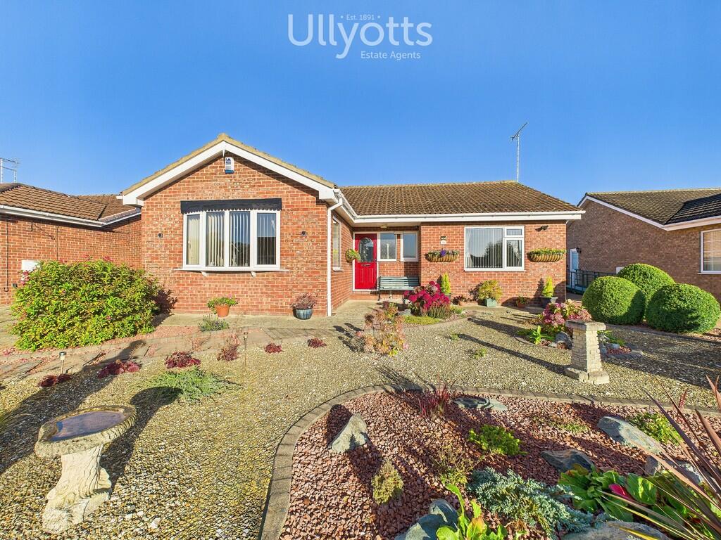 3-bed bungalow on Kings Mill Park, Driffield, £360,000