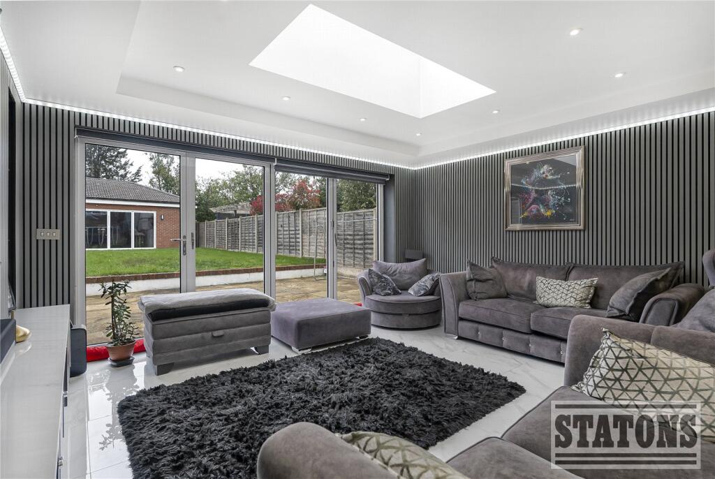Additional image 9 of Upland Drive, Brookmans Park, Hatfield, Hertfordshire, AL9
