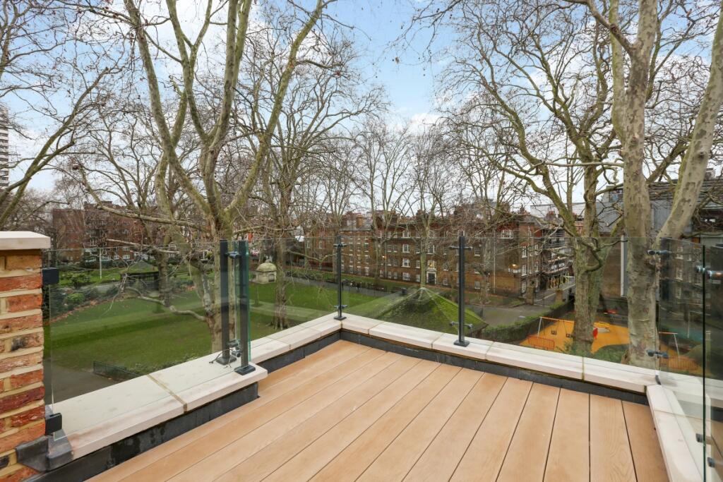 Apartment in London - More