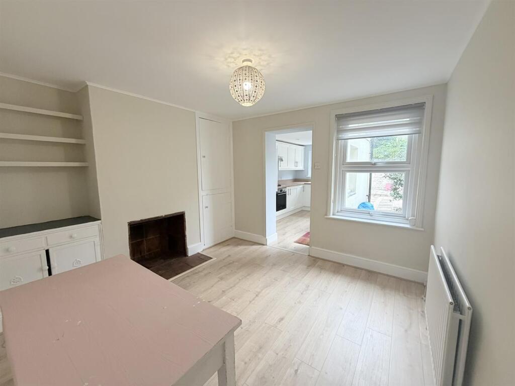 House in Brighton - View 5
