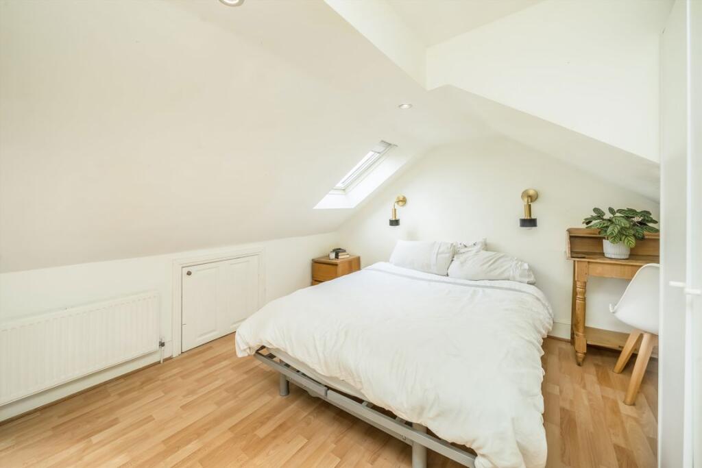 House in London, Muswell Hill - More