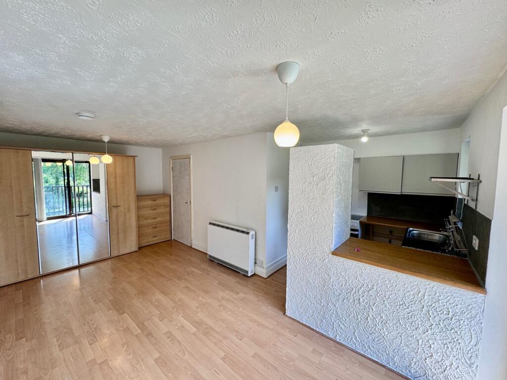 Studio apartment for rent