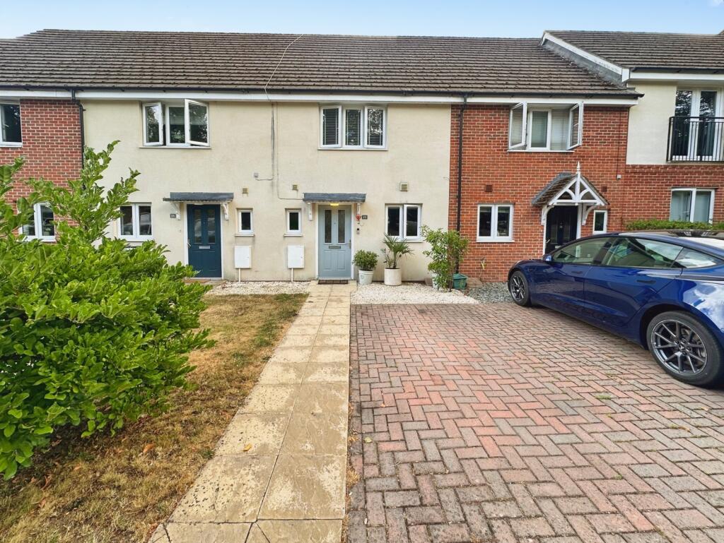 Main image of property: Skippetts Gardens, Basingstoke, Hampshire, RG21