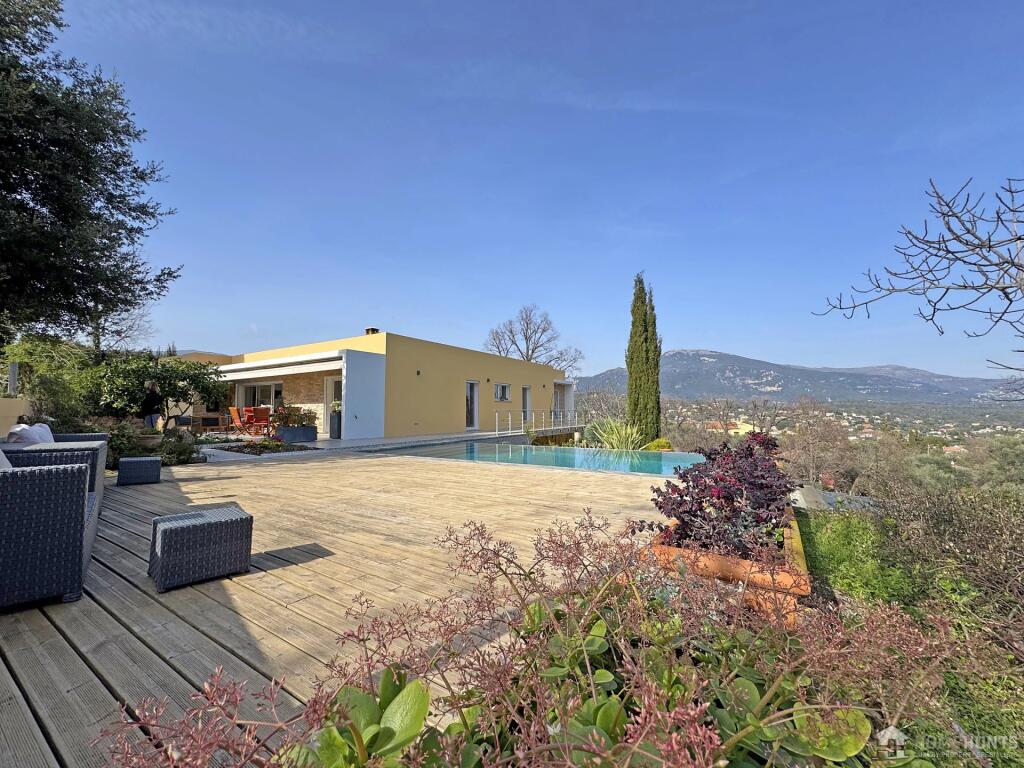 Main image of property: Provence-Alps-Cote d`Azur, Alpes-Maritimes, Le Rouret