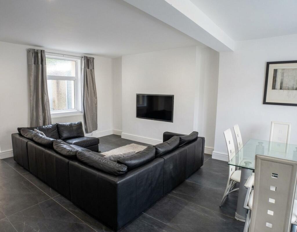 House in Swansea - View 3
