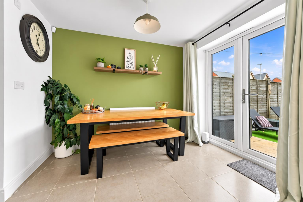 House in Keynsham, Bath and North East Somerset - More