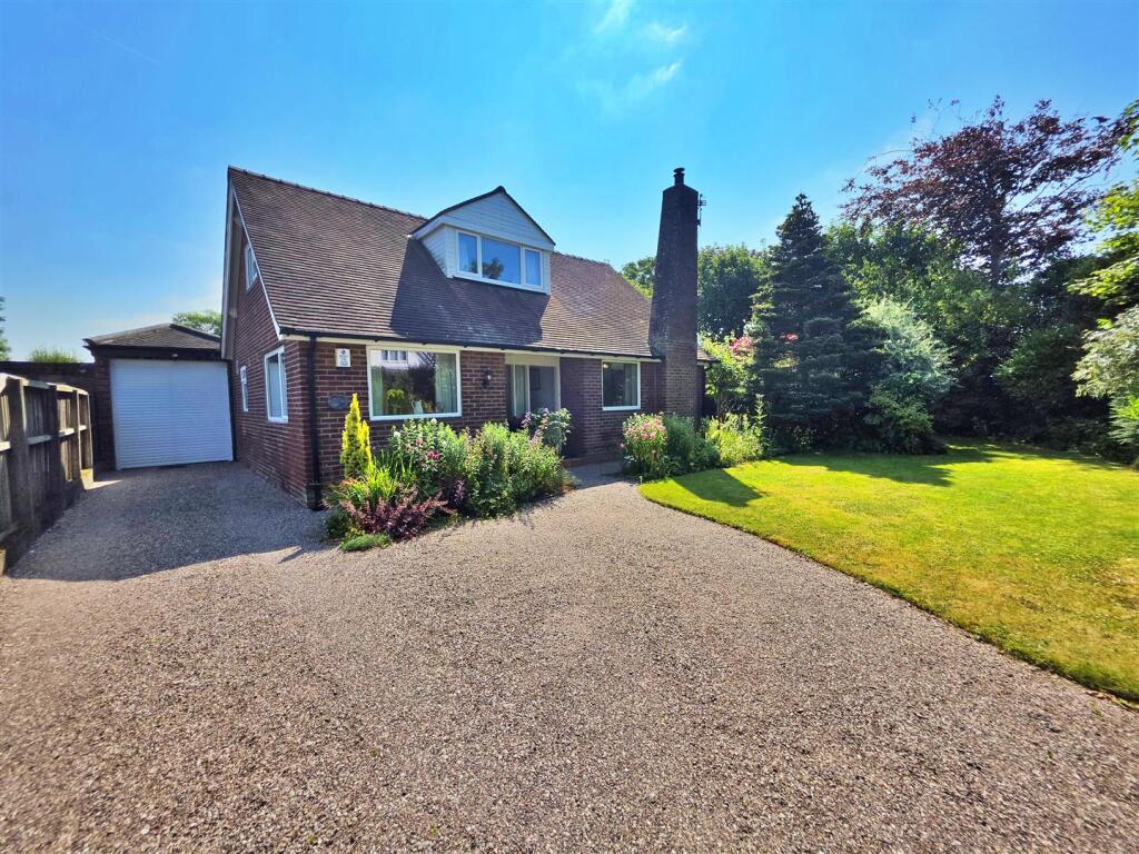 Main image of property: Carr Head Lane, Poulton-Le-Fylde