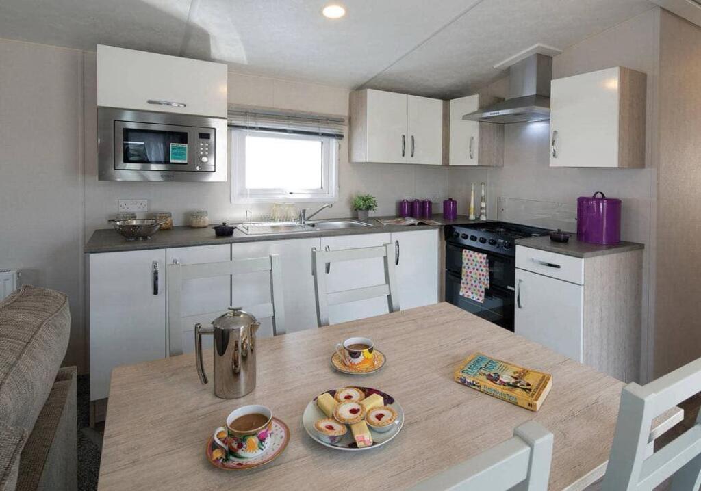 , Llandrindod Wells, LD1 6NN photo 4