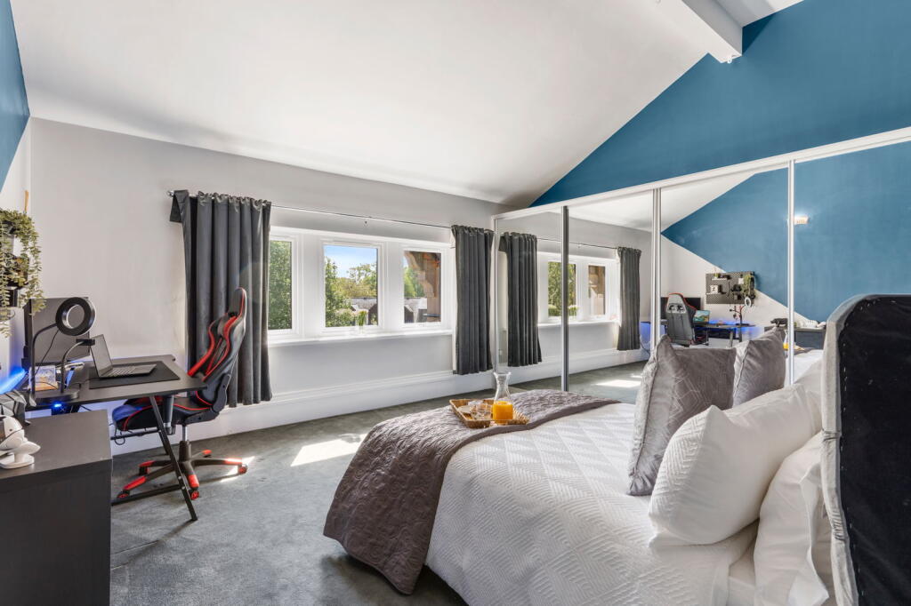 Additional image 22 of Jumeria, Latham Lane, Gomersal, BD19