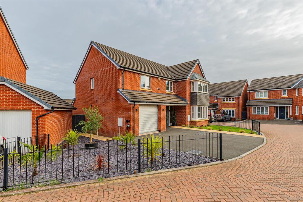 Main image of property: Picca Close, Wenvoe, Cardiff
