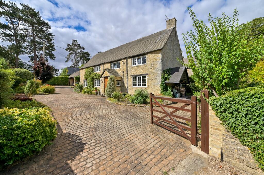 Main image of property: Lower End, Ramsden, Chipping Norton, Oxfordshire, OX7