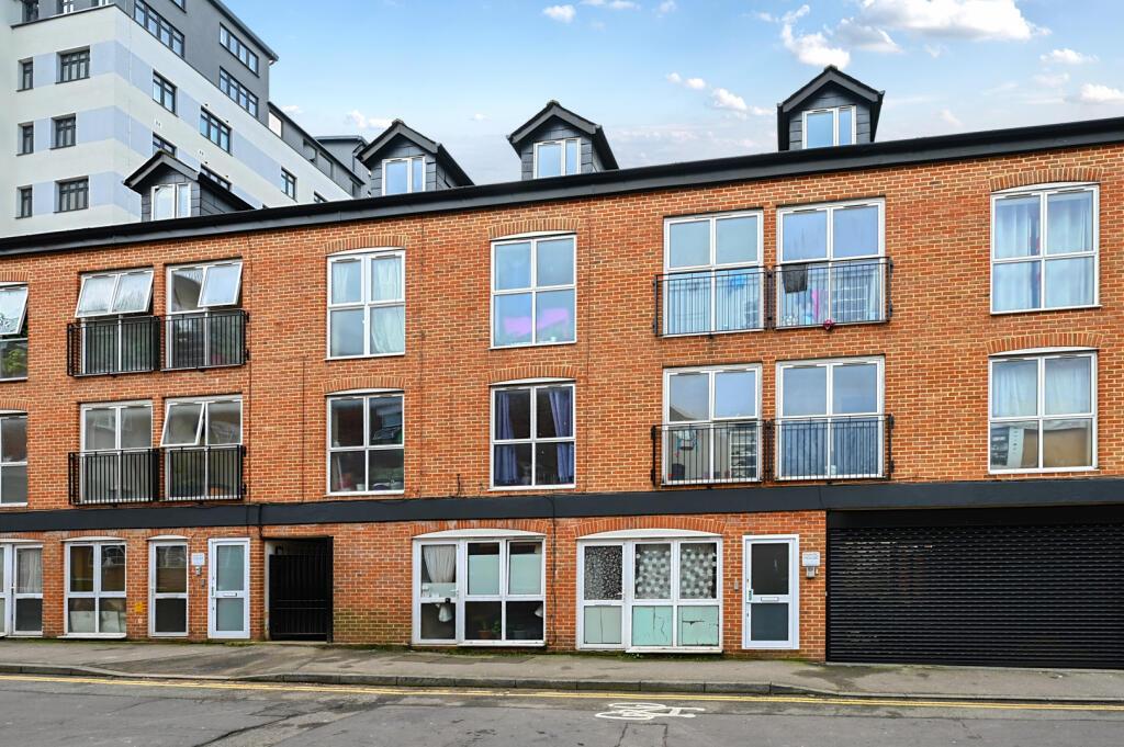 Main image of property: Emarc House, Pickford Street, Aldershot