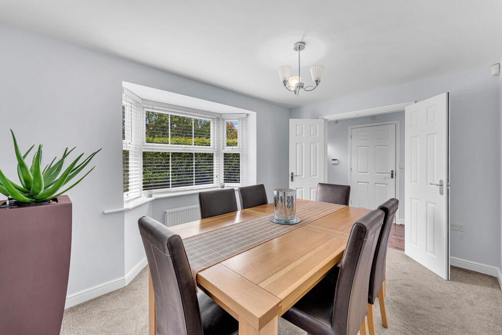 House in Widnes, Upton Rocks - More