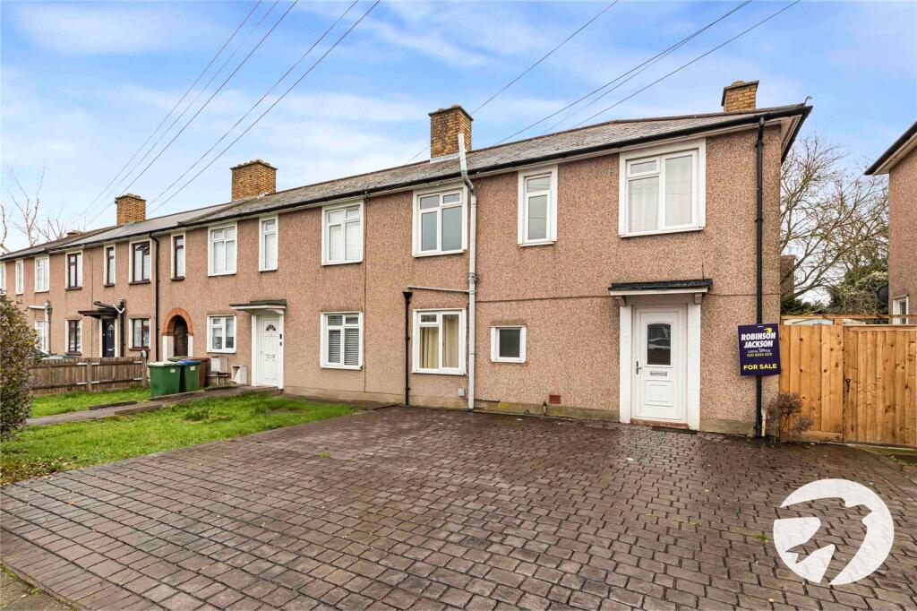 3-bed terraced on Central Avenue, Welling, Kent, DA16, £425,000