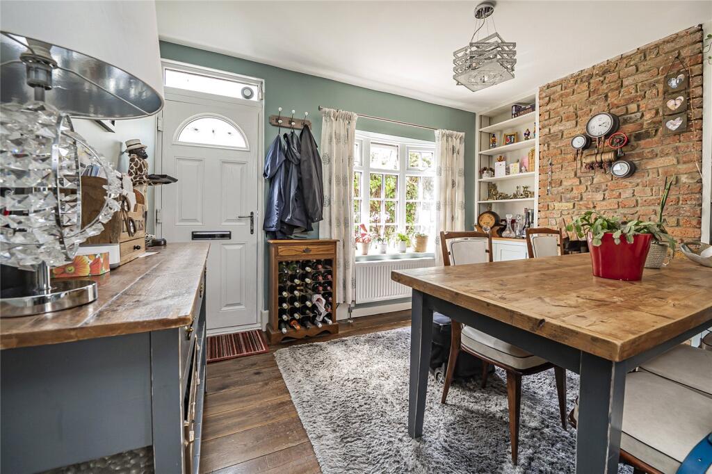 House in Twickenham - View 3