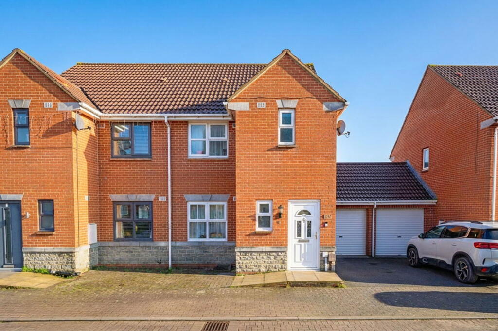 Main image of property: Dormeads View, Weston-super-mare, BS24 7ES