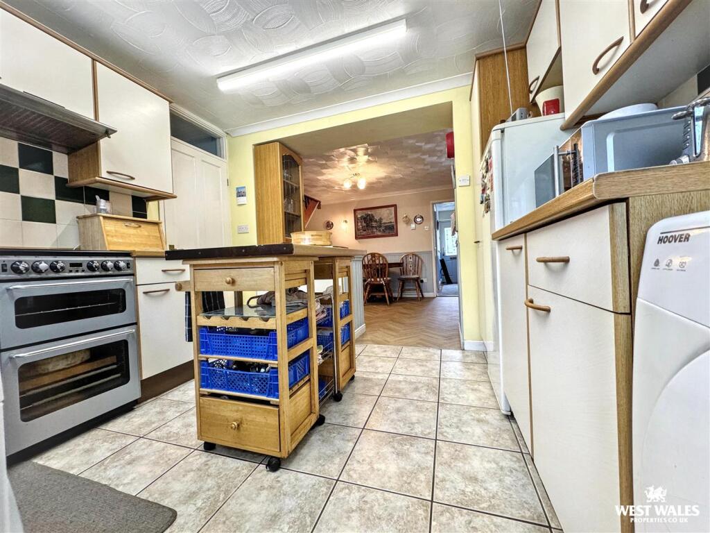 House in Pembroke, Pembrokeshire - View 4