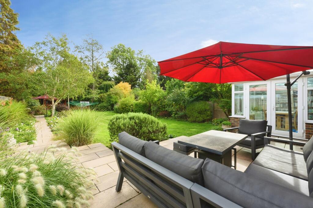 House in Reigate and Banstead, Surrey - View 5